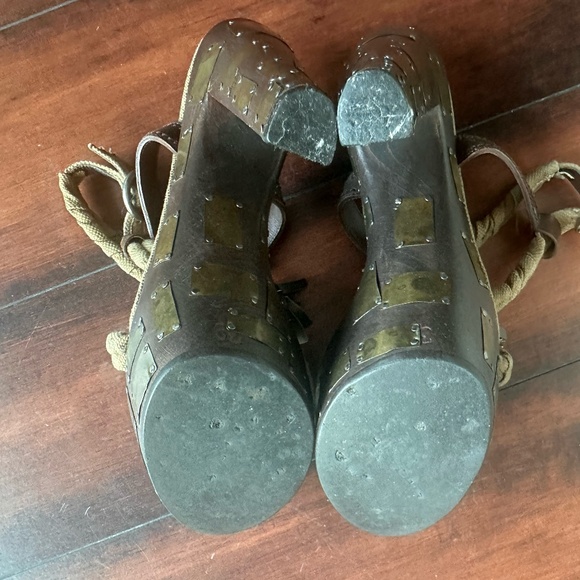 Yves Saint Laurent couture sandals, size 10 - Picture 7 of 7